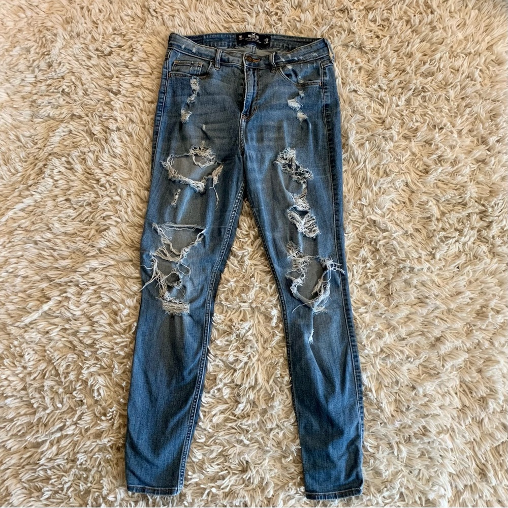 Hollister Distressed Curvy High Rise Super Skinny Jeans